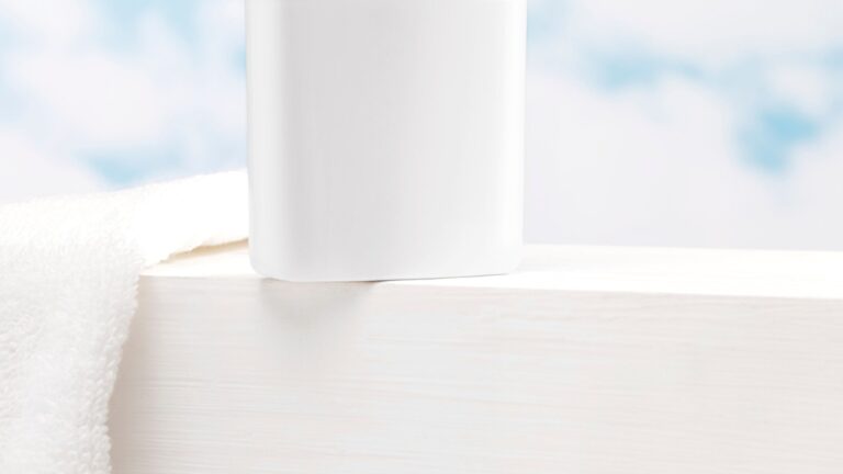 Beitragsbild: UV-Filter DHHB: Ab 1. Januar 2027 gilt für den Weichmacher DnHexP eine Grenze von 10 ppm